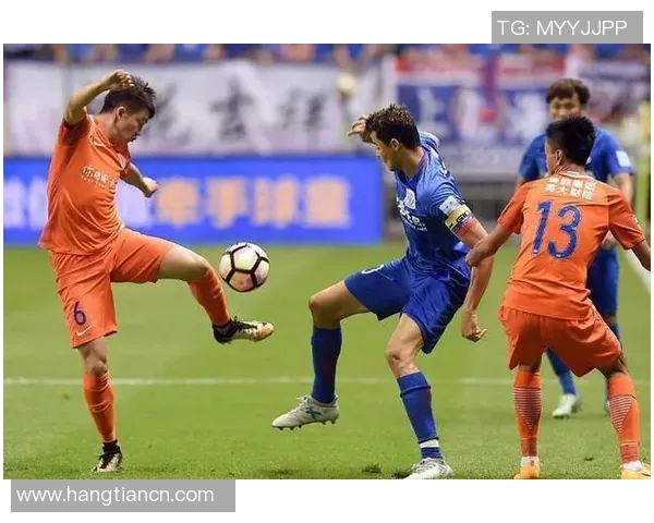 阿尔滨与鲁能精彩对决全场录像回放及精彩瞬间分析